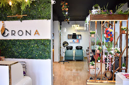 Crona Unisex Salon